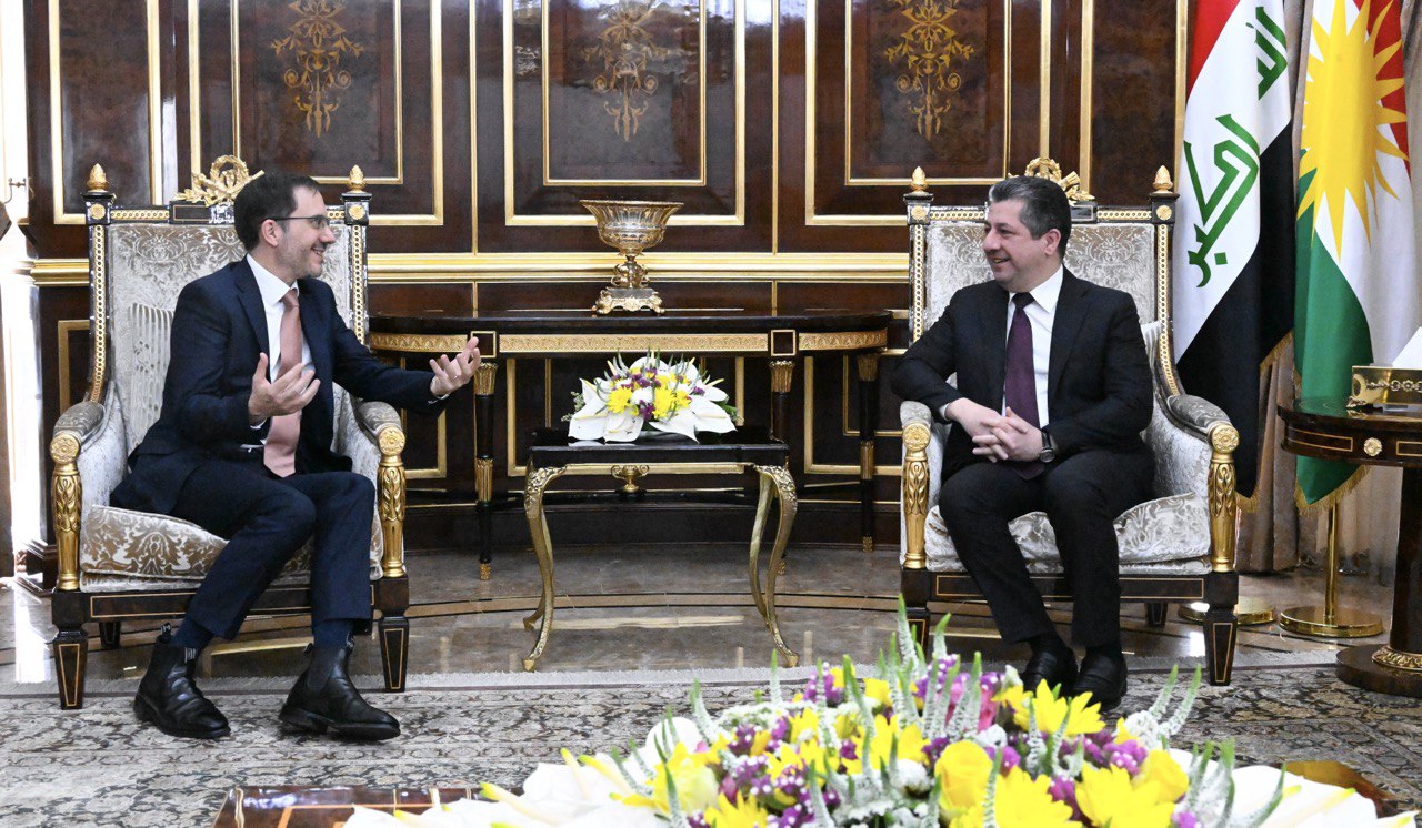 Prime Minister Masrour Barzani welcomes British Ambassador to Iraq